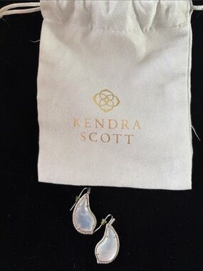 Kendra Scott white mother of Pearl Teardrop Dangle Earrings with silver finish.